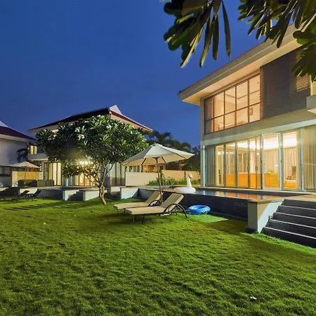 The Ocean Resort Da Nang Exterior photo