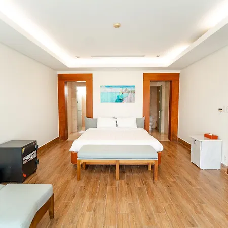 The Ocean Resort Da Nang Exterior photo