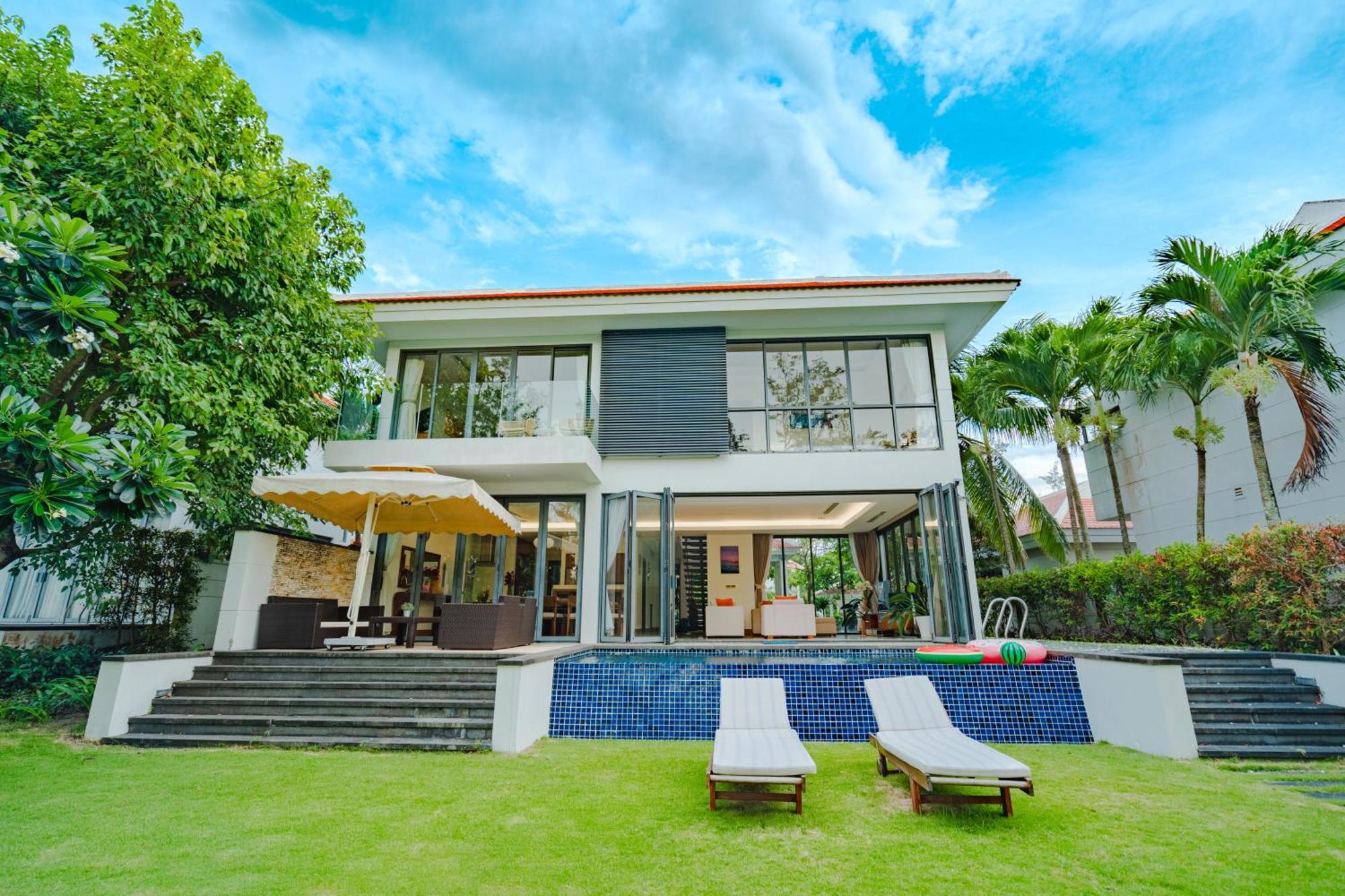 The Ocean Apartment