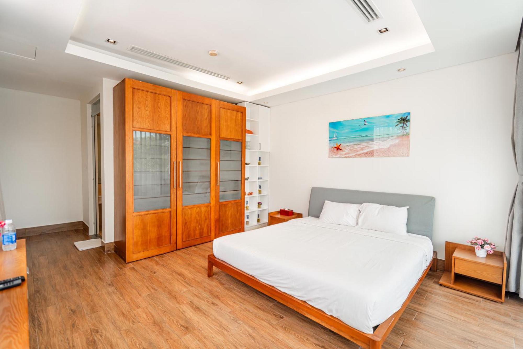 The Ocean Apartment